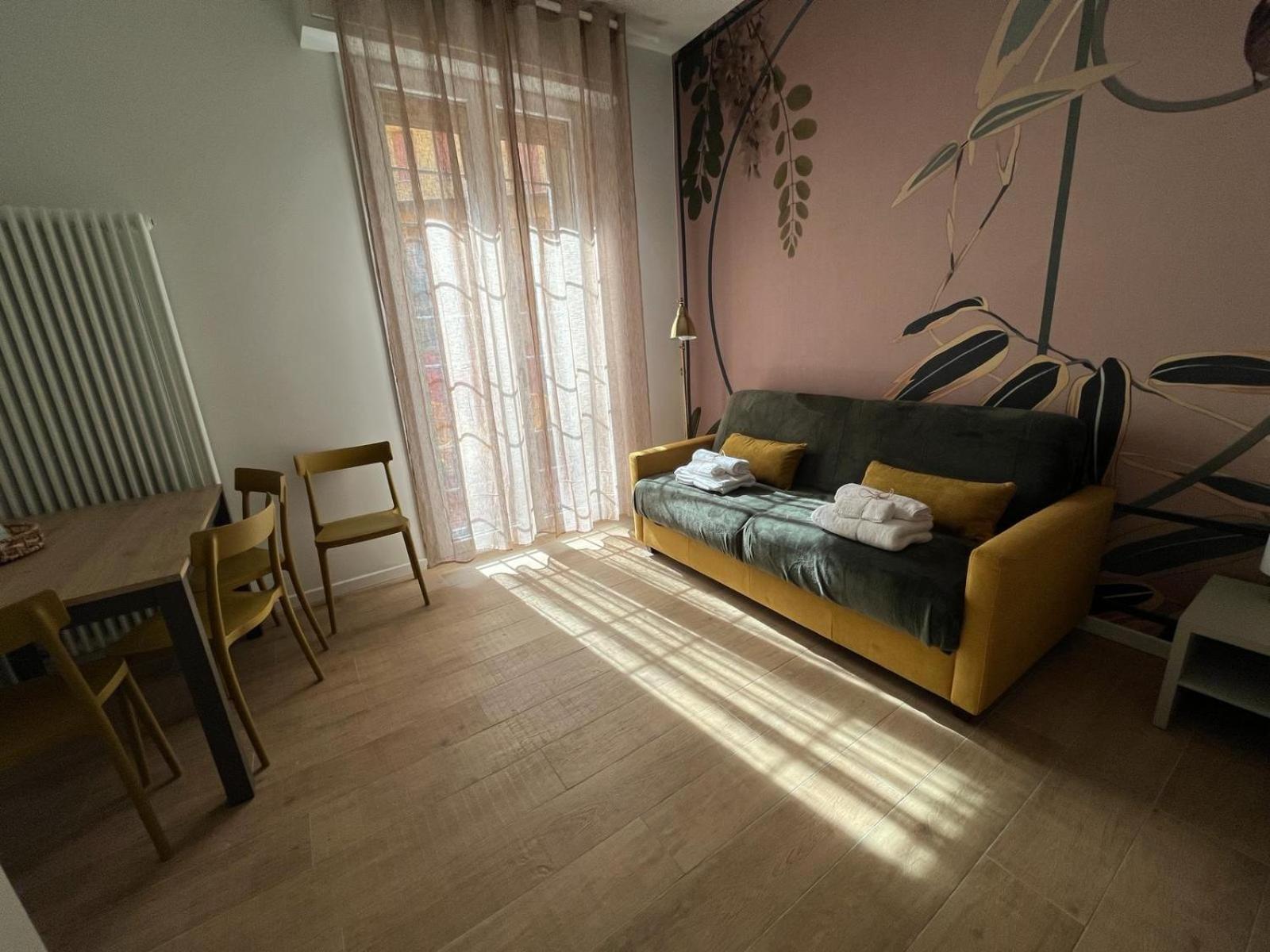 Calari Rooms - Monolocale Bologne Extérieur photo
