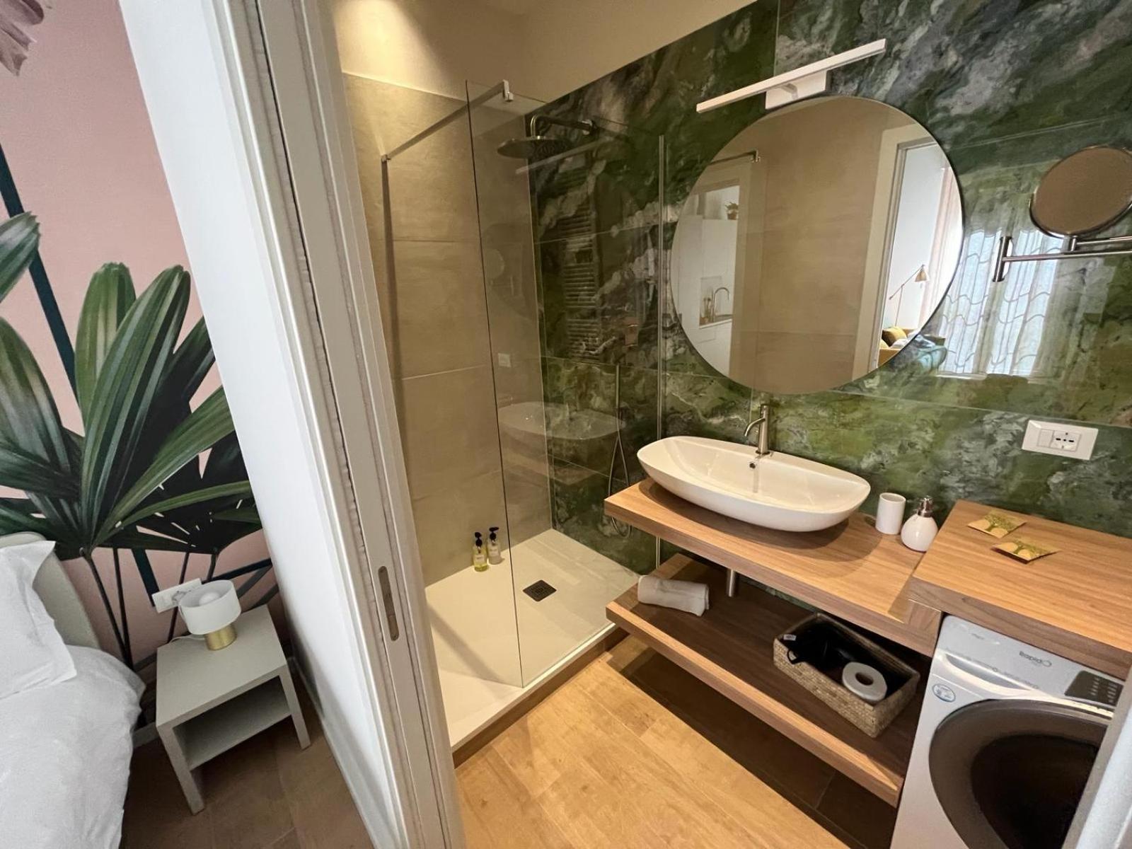 Calari Rooms - Monolocale Bologne Extérieur photo
