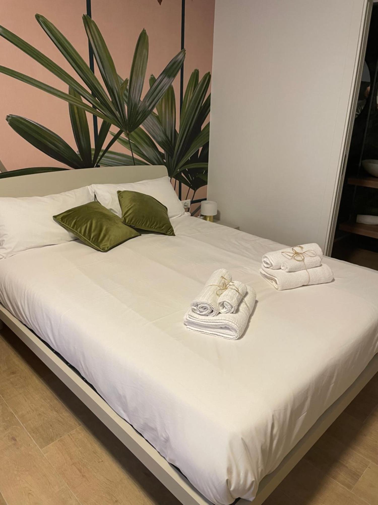 Calari Rooms - Monolocale Bologne Extérieur photo