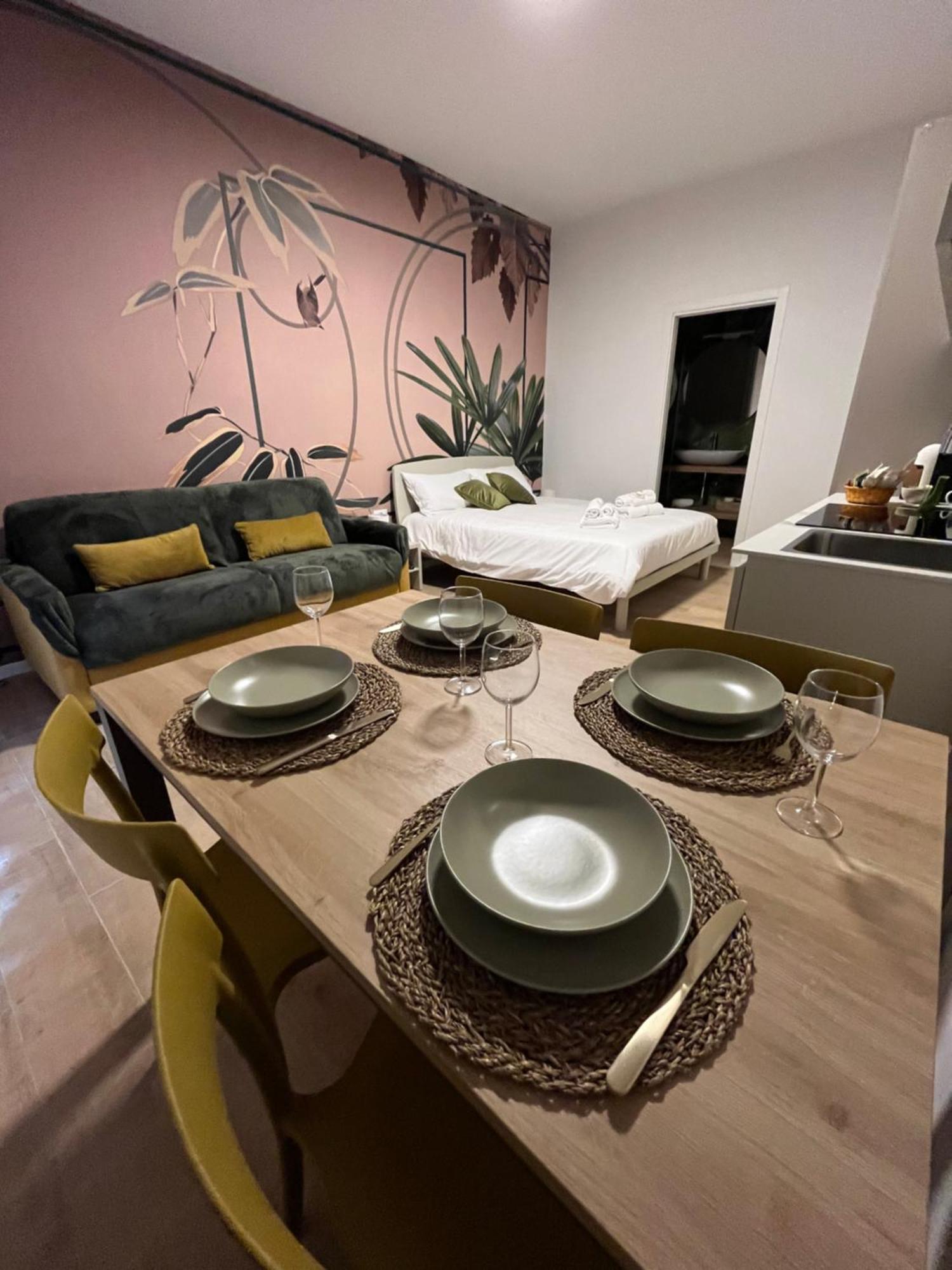 Calari Rooms - Monolocale Bologne Extérieur photo