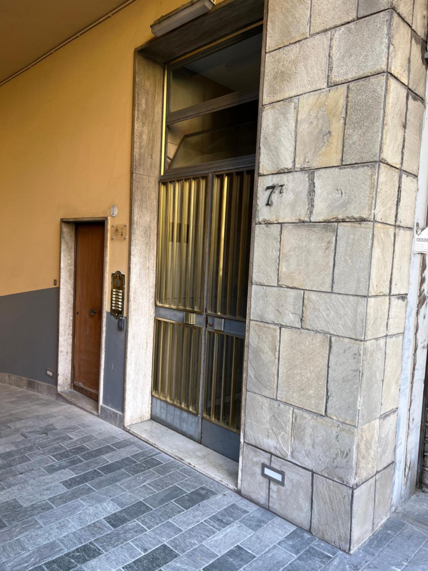Calari Rooms - Monolocale Bologne Extérieur photo