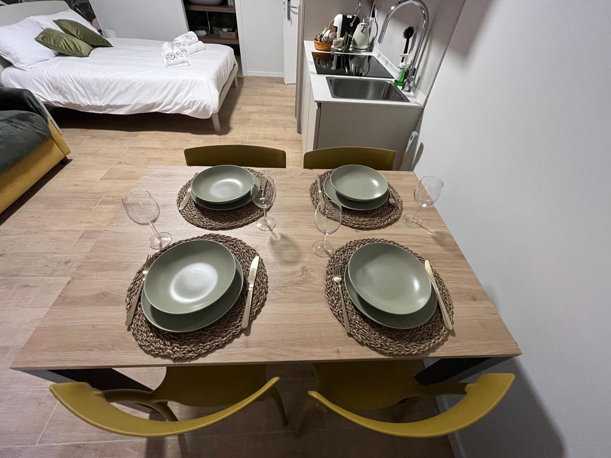 Calari Rooms - Monolocale Bologne Extérieur photo